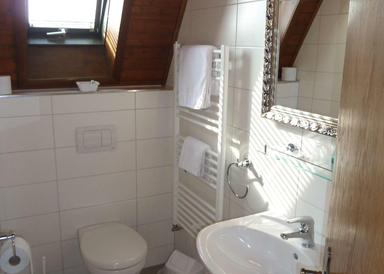 Gasthof Adler Guettingen Guttingen Buitenkant foto